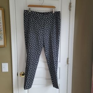 Nine West size 14 black and white dress pants